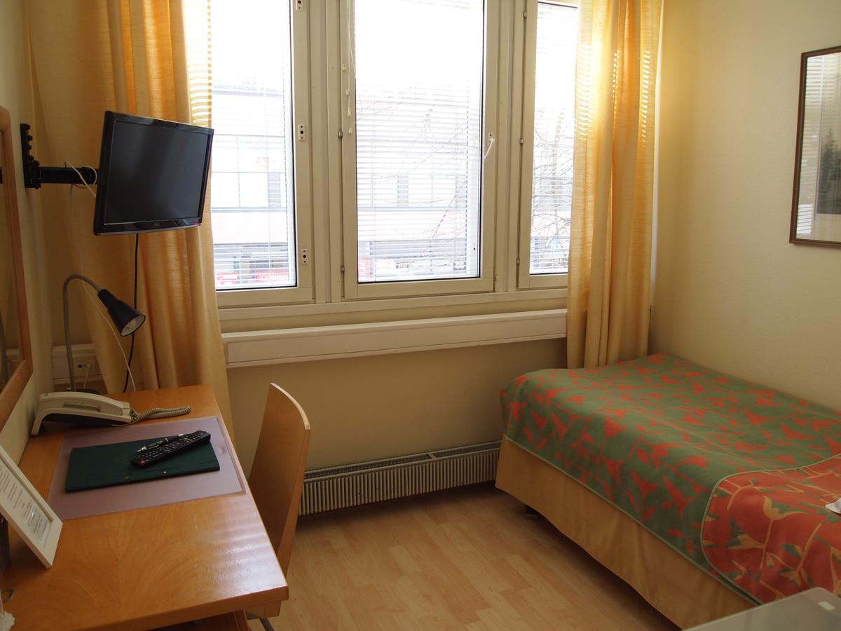 Hotelli Lohja Екстер'єр фото