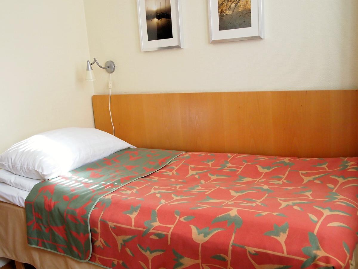 Hotelli Lohja Екстер'єр фото